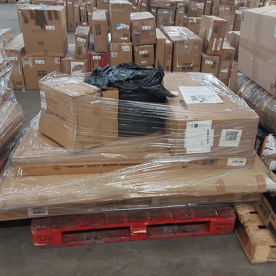 PALLET OF ASSORTED FURNITURE PARTS AND CONSUMER GOODS 