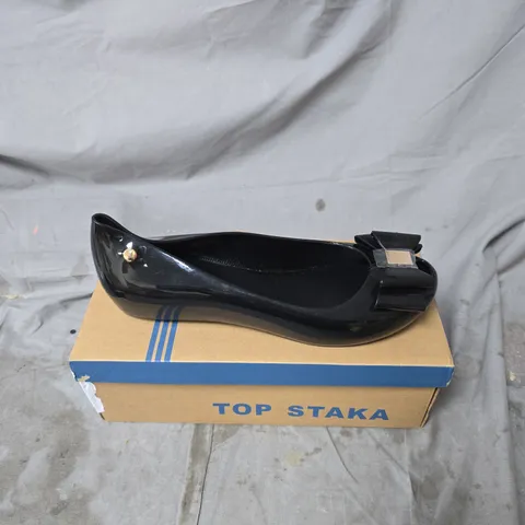 TOP STAKA WOMEN'S BLACK PATENT BOW BALLET FLATS SIZE 40