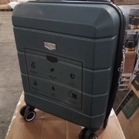 BOXED LUGG 15" TRAVEL CABIN BAG - ARMY GREEN 