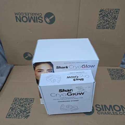 SHARK CRYOGLOW LED MASK WITH CHARGING STAND 