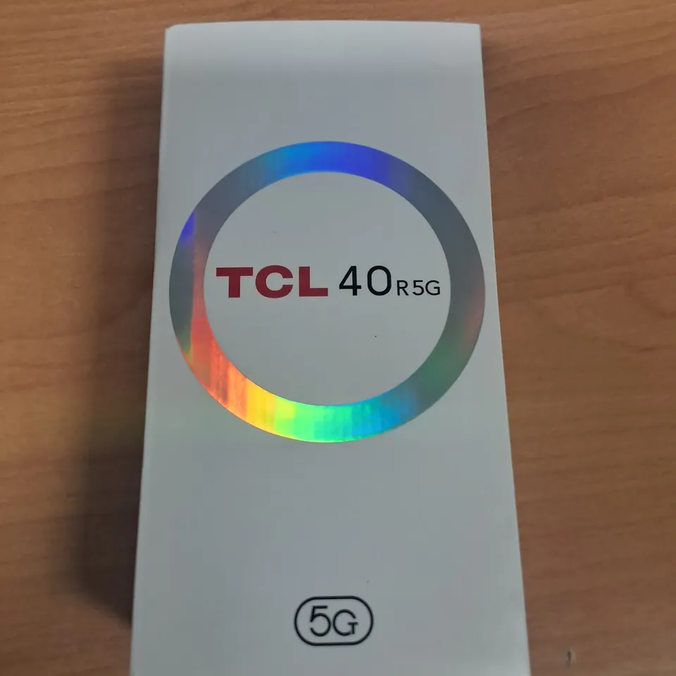 BOXED TCL 40 R5G 64GB IN STARLIGHT BLACK - T771K