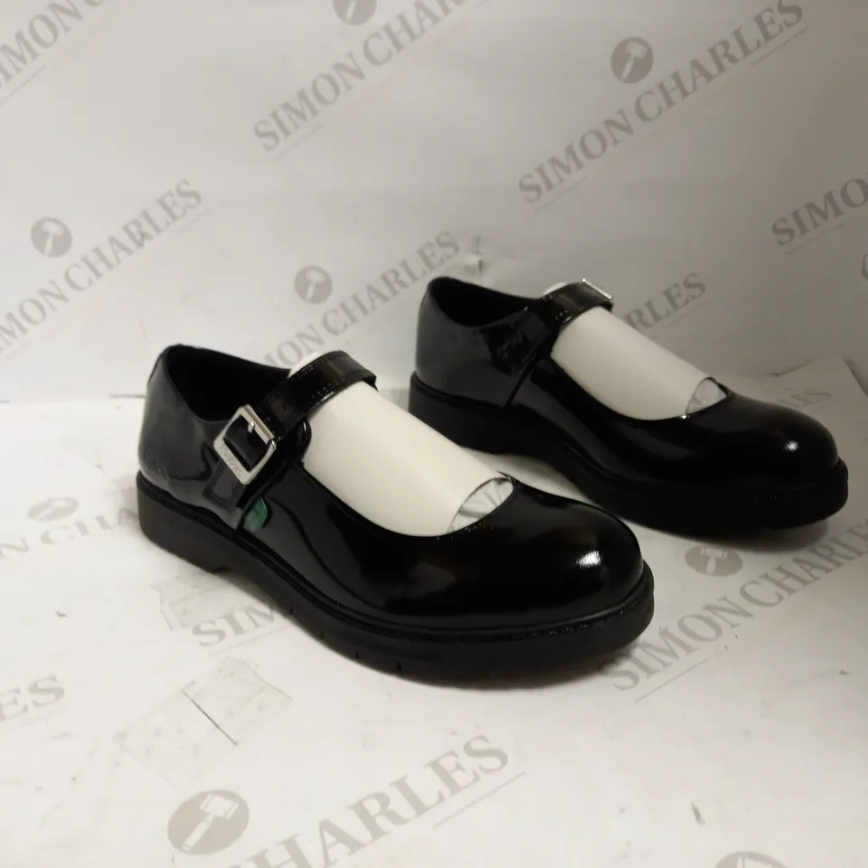 KICKERS FINLEY MJ PATL AF BLACK 38