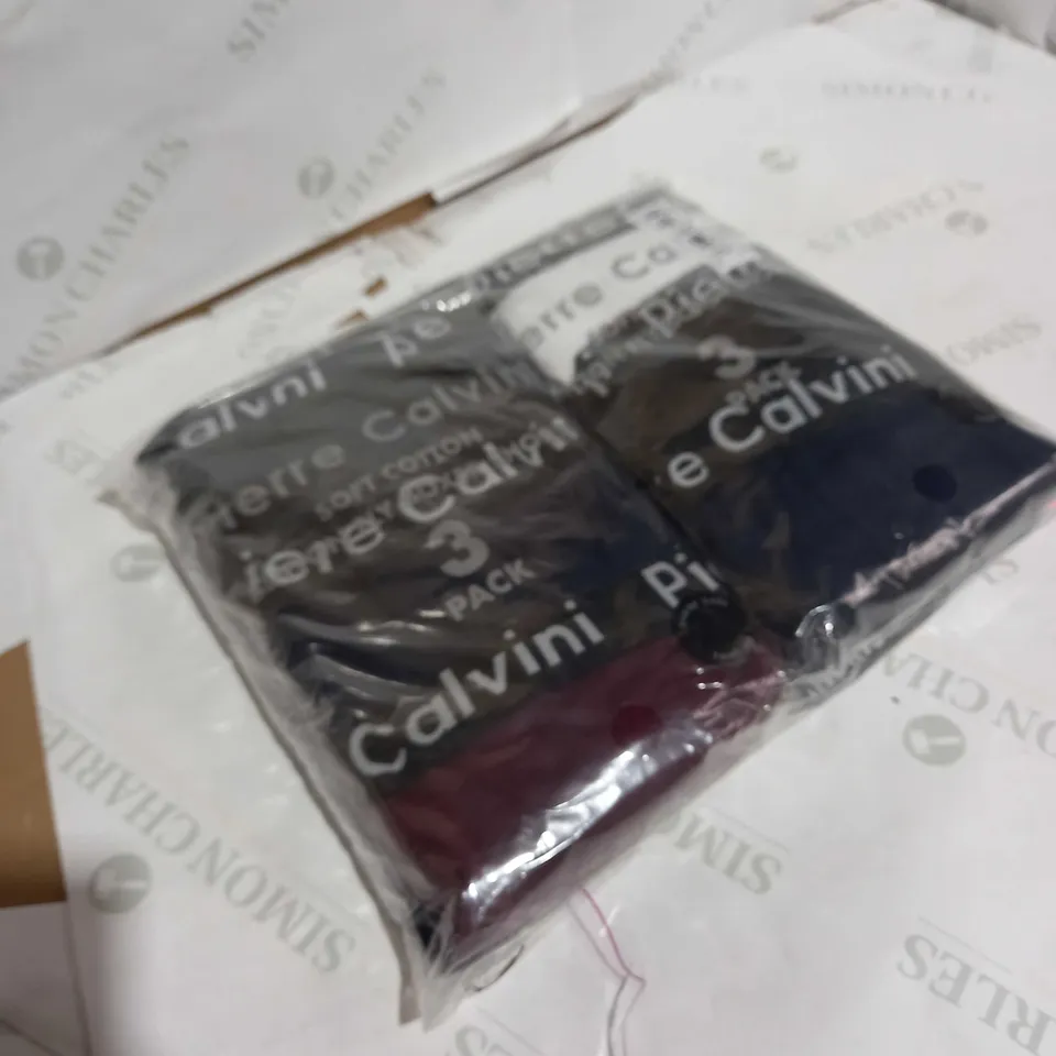 LOT OF 3X3 PAIS OF BOXERS FOR MEN 