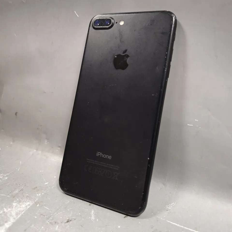 APPLE IPHONE 7 PLUS