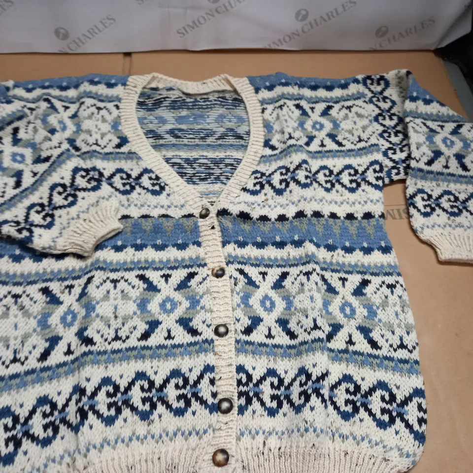 LOT OF APPROXIMATELY 14 BUTTON THROUGH V-NECK CARDIGANS - SIZE UNSPECIFIED