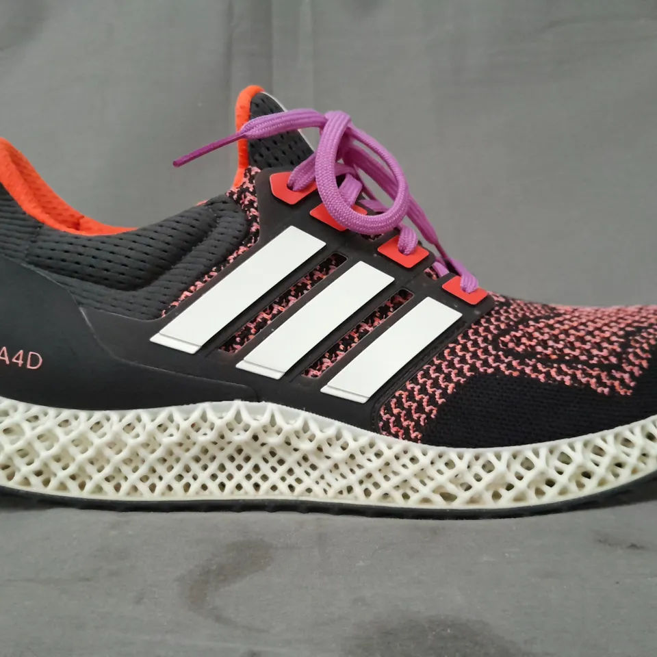 BOXED PAIR OF ADIDAS ULTRA 4D SHOES IN BLACK/MULTICOLOUR UK SIZE 10