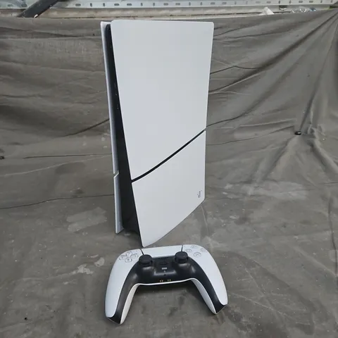 SONY PLAYSTATION 5 CONSOLE WITH DUALSENSE CONTROLLER – WHITE