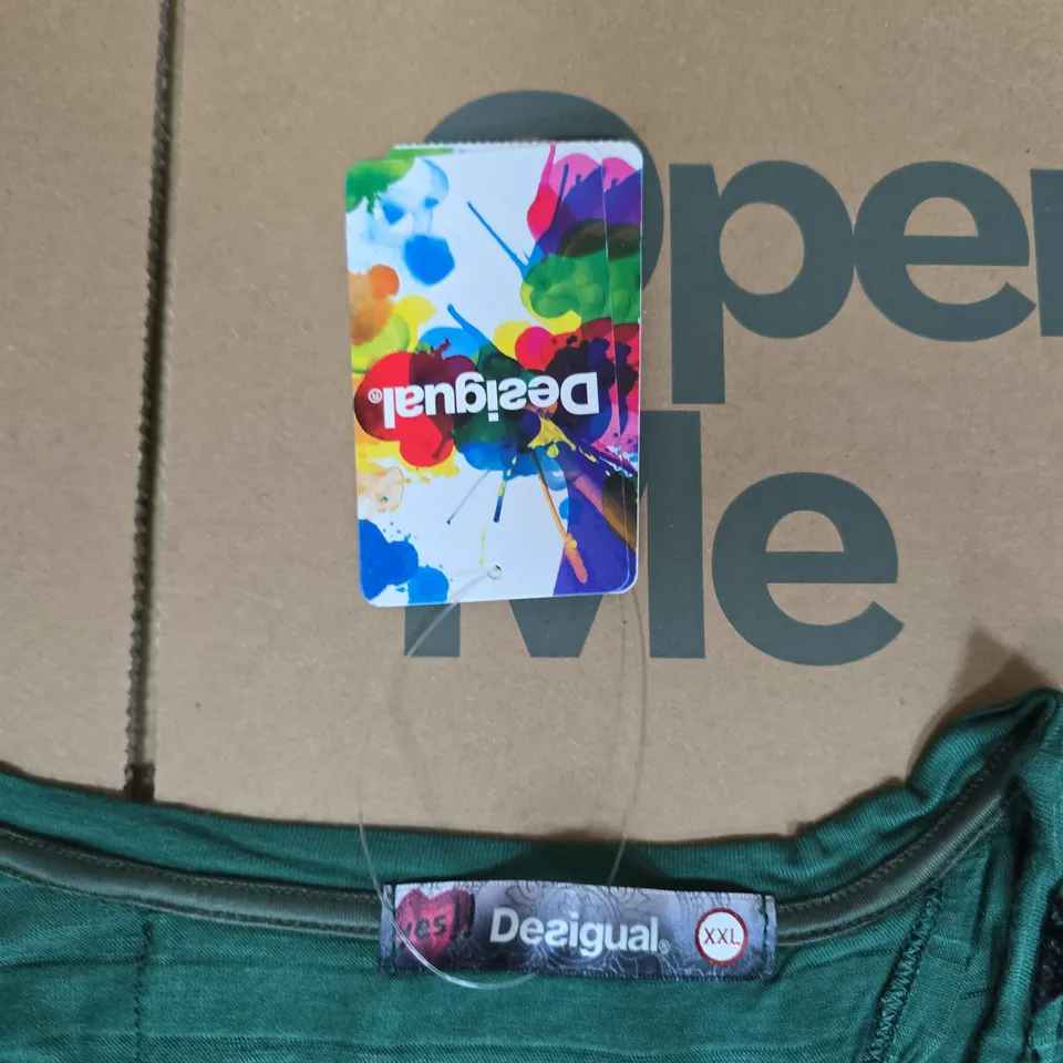 DESIGUAL TEAL LONG-SLEEVE TOP WITH BLACK FLORAL DETAILING – UK 22 (XXL)