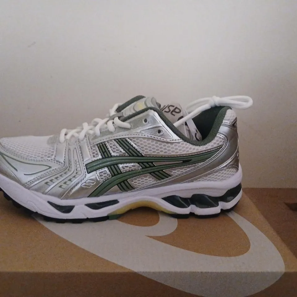 ASICS GEL-KAYANO 14 MEN'S RUNNING SHOES - WHITE/SLATE GREY, UK 8.5 (US 9.5)