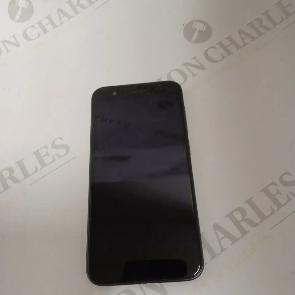 VODAFONE SAMRT PHONE VFD 600