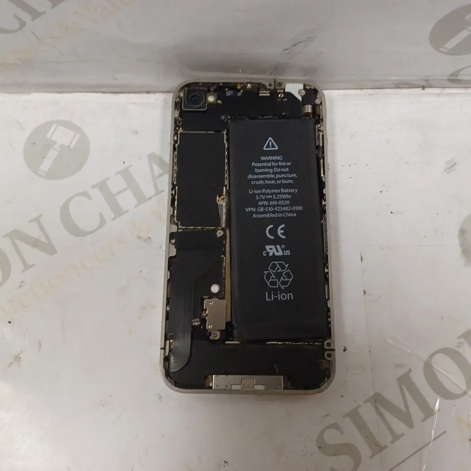 APPLE IPHONE - MODEL UNKNOWN