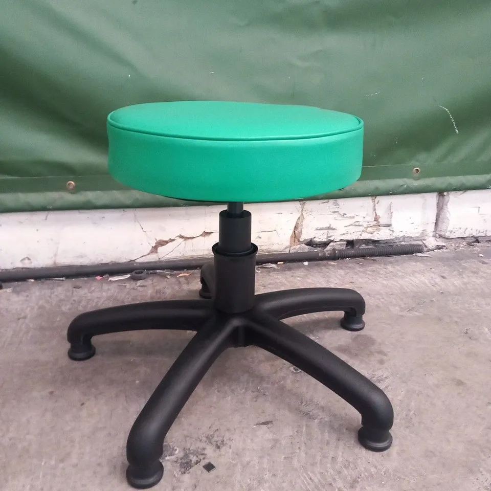 4 ASSORTED GREEN FAUX LEATHER ROUND STOOL