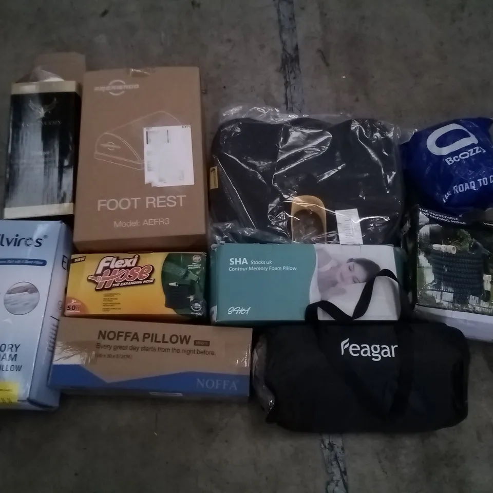 PALLET OF ASSORTED ITEMS INCLUDING AMERIERGO FOOT REST, ELVIROS MEMORY FOAM CERVICAL PILLOW, NOFFA PILLOW, CONTOUR MEMORY FOAM PILLOW , 100FT EXPANDING HOSE, LEMONDUCK SEAT CUSHION