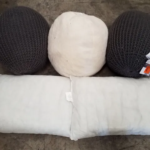 PALLET CONTAINING ASSORTED BEAN BAGS & PILLOWS 