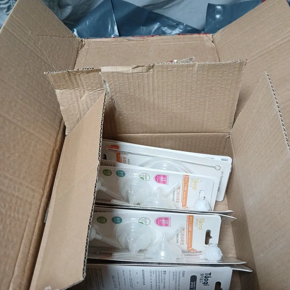 BOX OF APPROXIMATELY 48 PACKS OF TAOQI BABY BOTTLE LID , DRINKING STRAW AND CLEANING TOOL