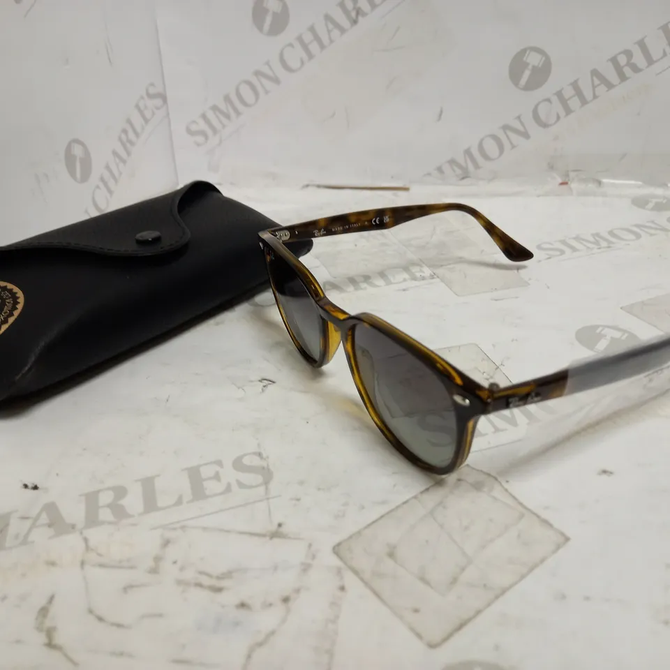 RAY BAN-STYLE HAVANA SUNGLASSES
