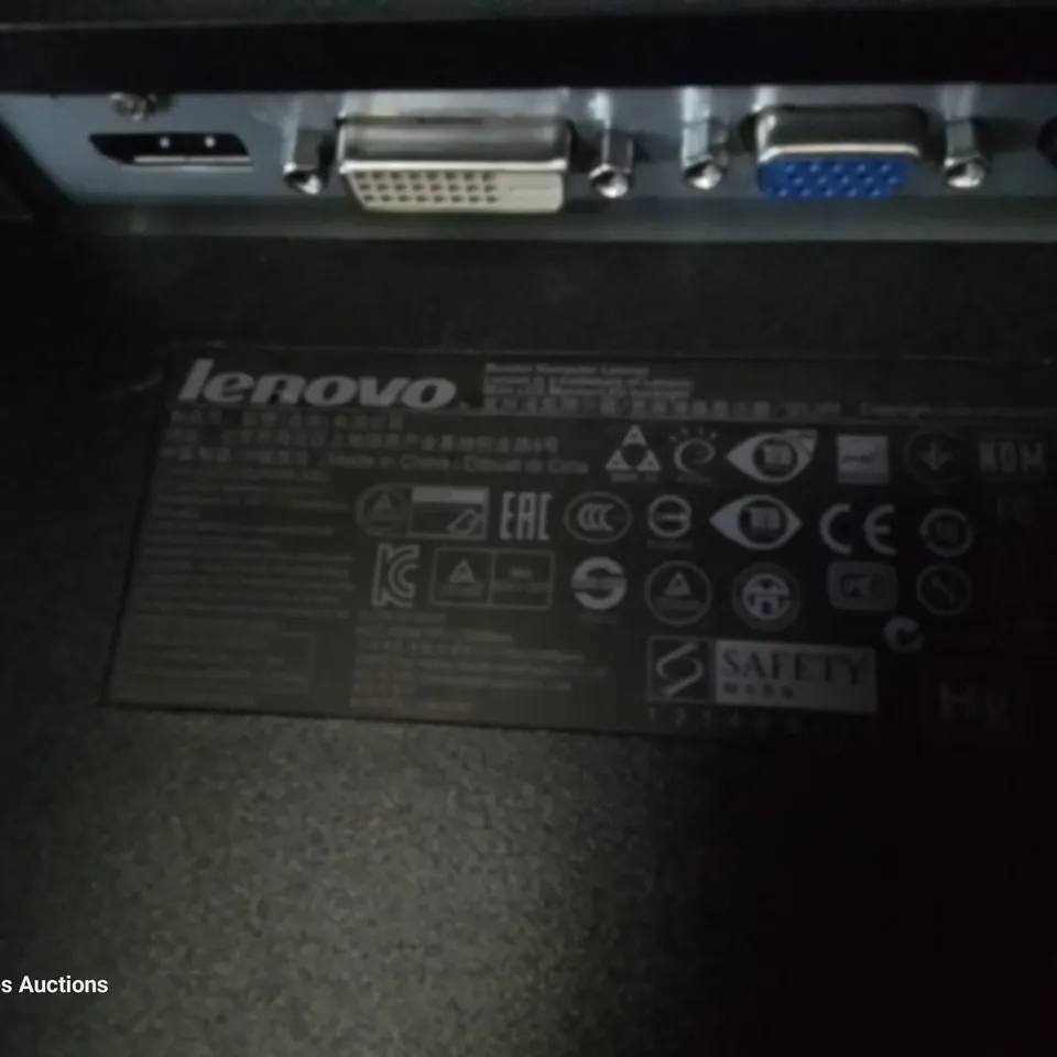 LENOVO THINK VISION DESK TOP MONITOR WITH STAND Model LT2252