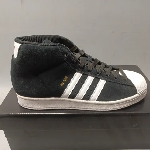 BOXED PAIR OF ADIDAS PRO MODE TRAINERS - UK SIZE 5.5