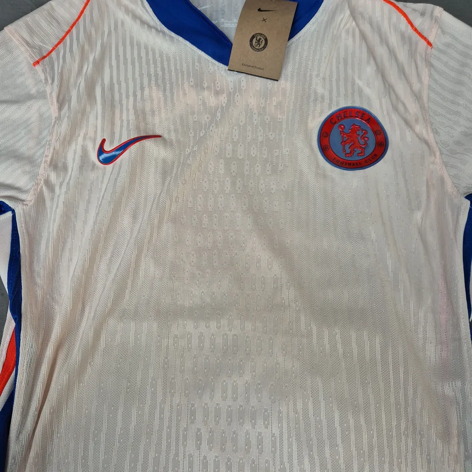 NIKE DRI-FIT CUSTOMISED CHELSEA FOOTBALL CLUB JERSEY SIZE XL