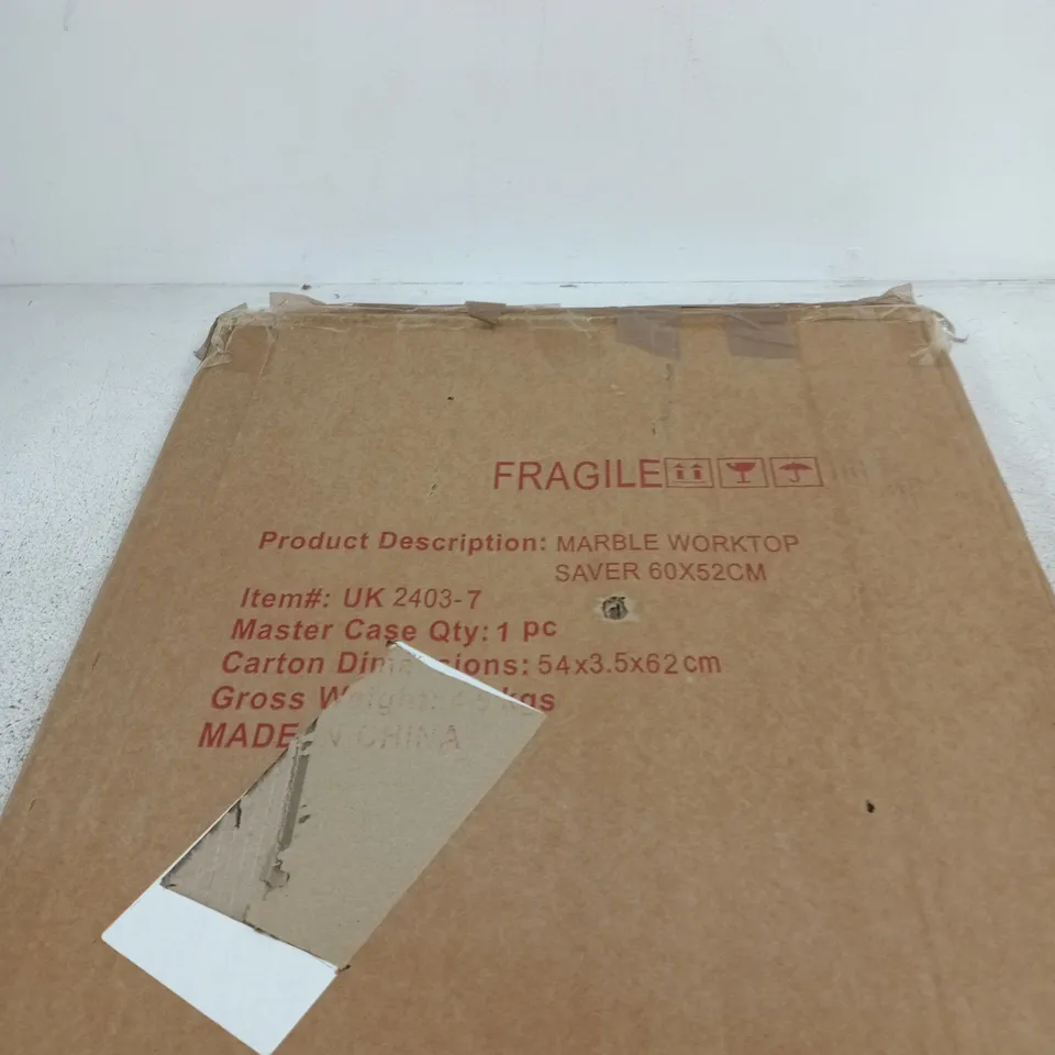 MARBLE WORKTOP SAVER 60X52CM – BOXED (UK 2403-7)