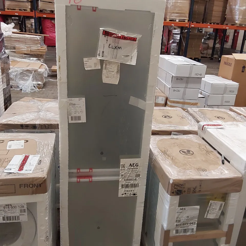 AEG TWINTECH OSC6N181ES 6000 INTEGRATED 70/30 FRIDGE FREEZER - SLIDING HINGE RRP £584