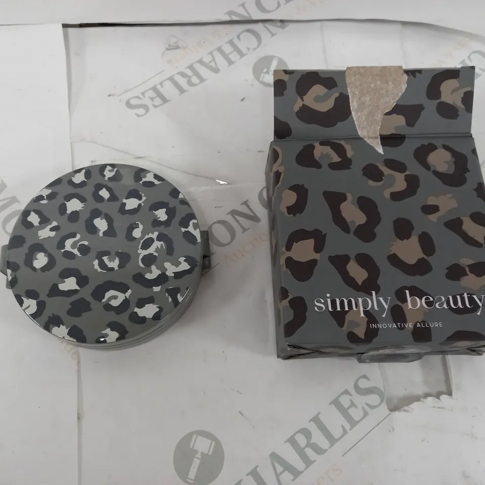 SIMPLY BEAUTY FOLDING TRIO MIRROR LEOPARD PRINT 