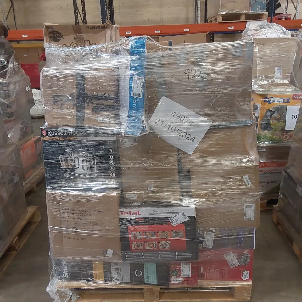 PALLET OF APPROXIMATELY 26 UNPROCESSED RAW RETURN HOUSEHOLD AND ELECTRICAL GOODS TO INCLUDE;
