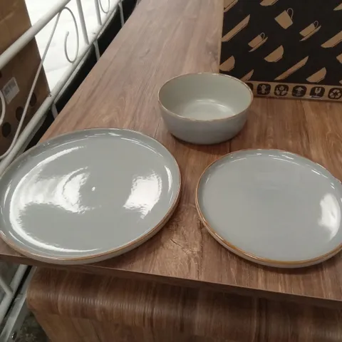 BOXED VANCASSO RENO 12 PIECE DINNERWARE SET, GREY