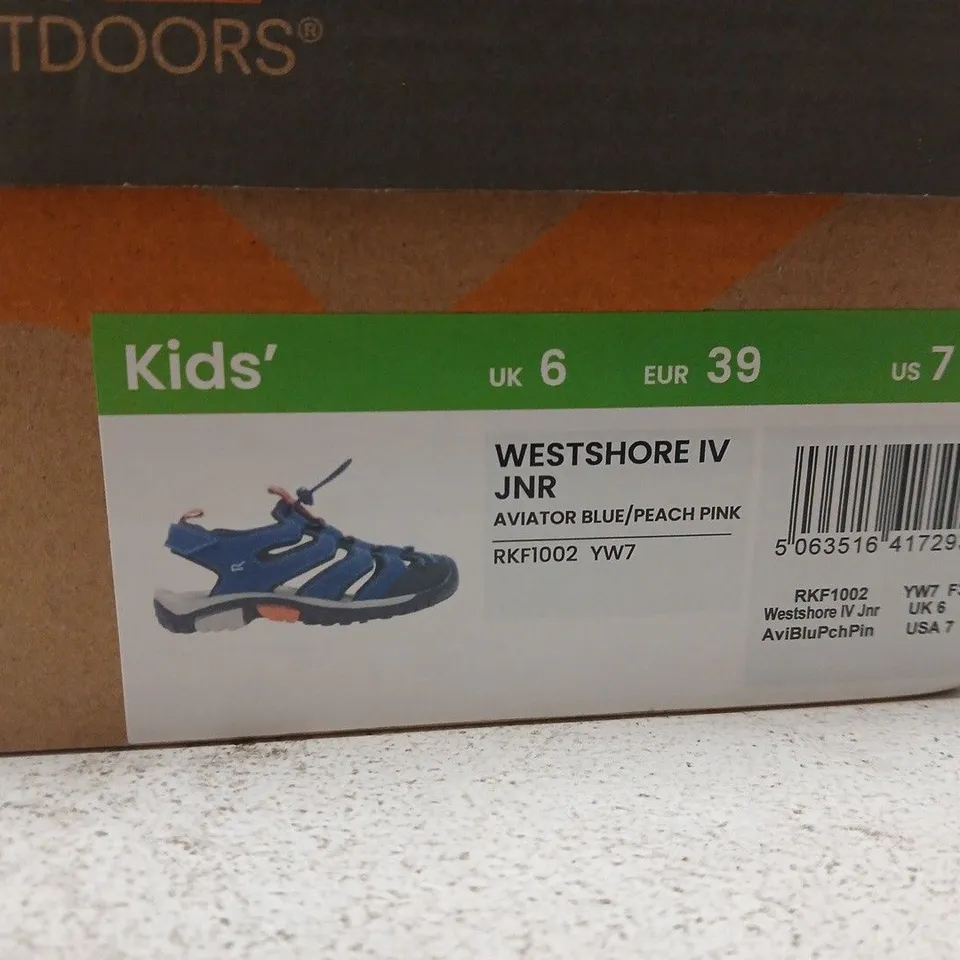 BOXED PAIR OF REGATTA WESTSHORE IV JNR KIDS' SANDALS – AVIATOR BLUE/PEACH PINK, UK 6