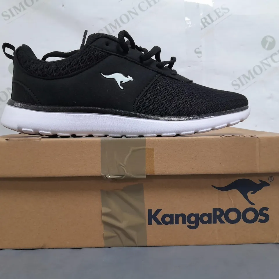 BOXED PAIR OF KANGAROOS SHOES IN BLACK UK SIZE 6.5