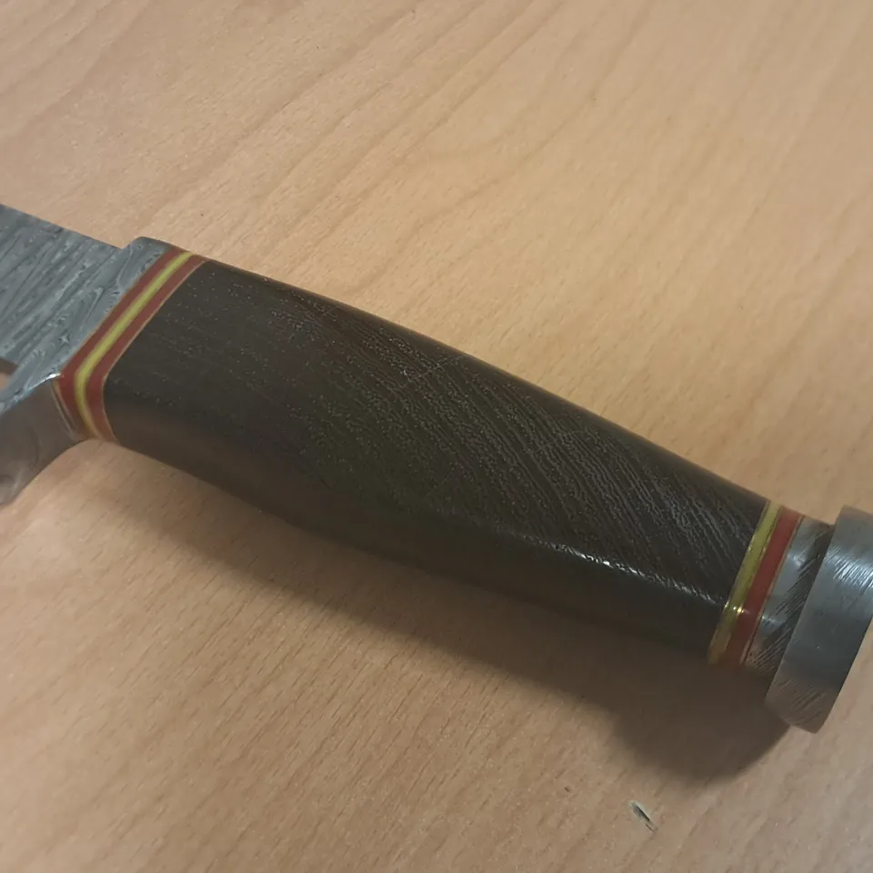 8" WOODEN HANDLED HUNTING KNIFE WITH TEXTURED BLADE