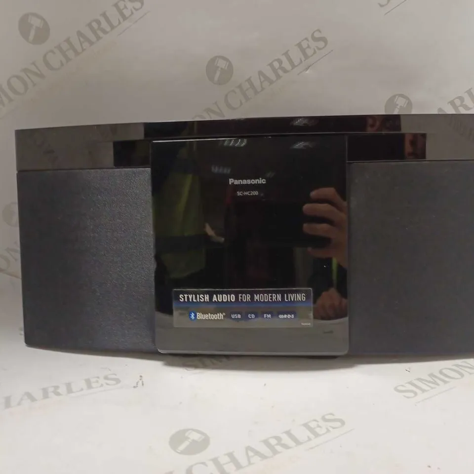 PANASONIC SC-HC200EB-K COMPACT STEREO SYSTEM 