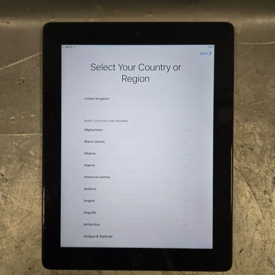 APPLE IPAD 4TH GEN TABLET 