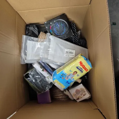 BOX OF APPROXIMATELY 15 ASSORTED ITEMS TO INCLUDE: NOTEBOOKS 