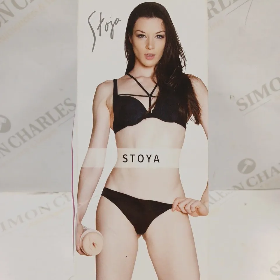 BOXED STOYA DESTROYA FLESHLIGHT MASTURBATOR