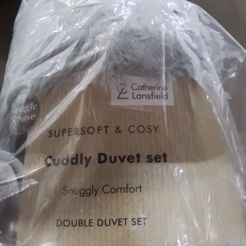 CATHERINE LANSFIELD CUDDLY DUVET SET DOUBLE 