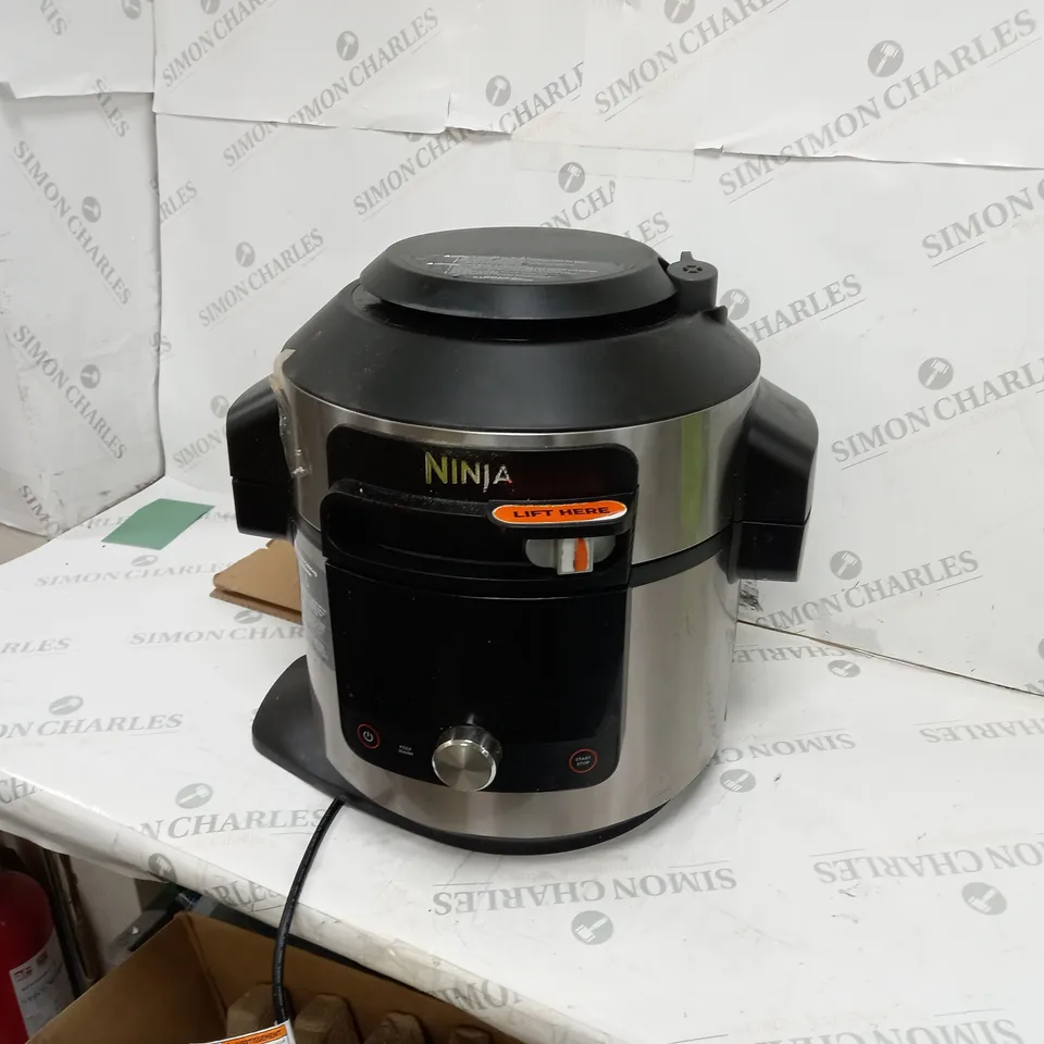 BOXED NINJA FOODI MAX MULTI COOKER
