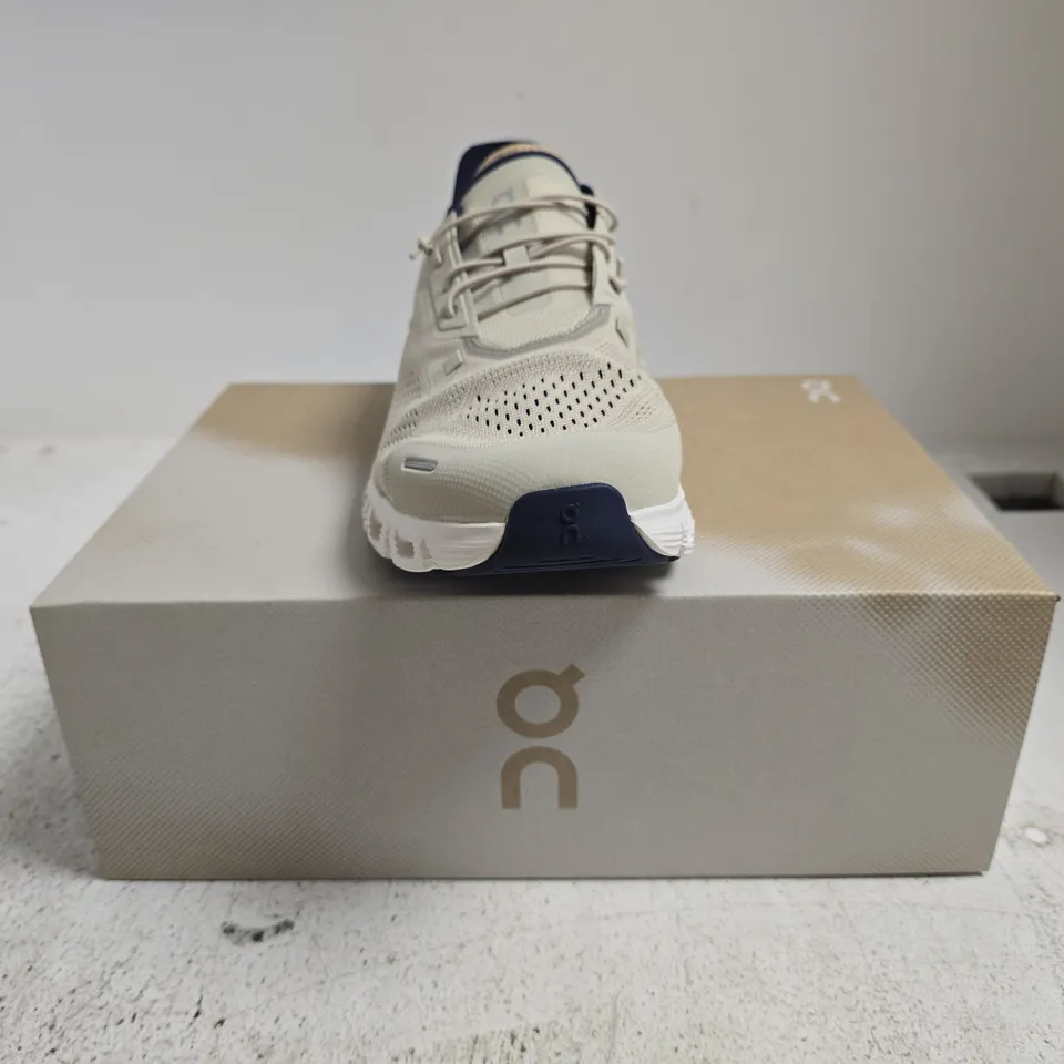 BOXED PAIR OF ON CLOUD 6 COAST TRAINERS IN PELICAN/MIDNIGHT SIZE UK 9