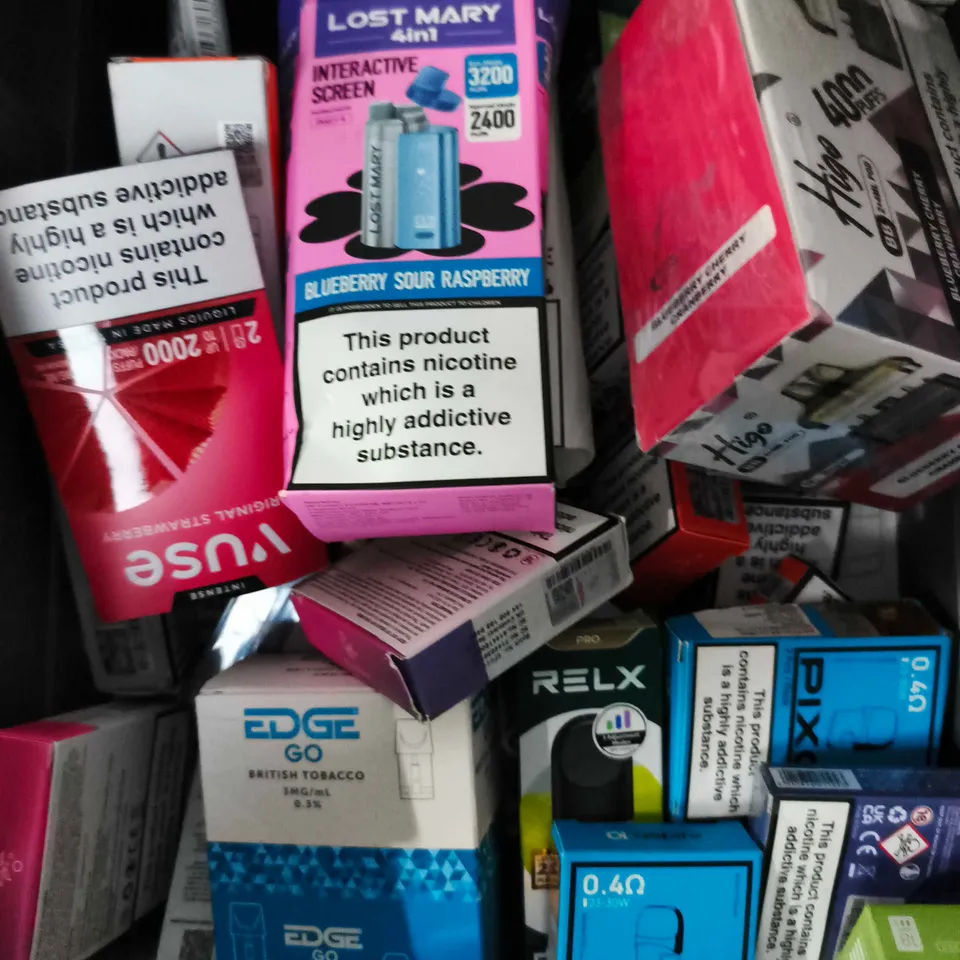 APPROXIMATELY 15 ASSORTED E-CIGARETTE AND VAPE PRODUCTS TO INCLUDE EDGE, RELX, IVG ETC 