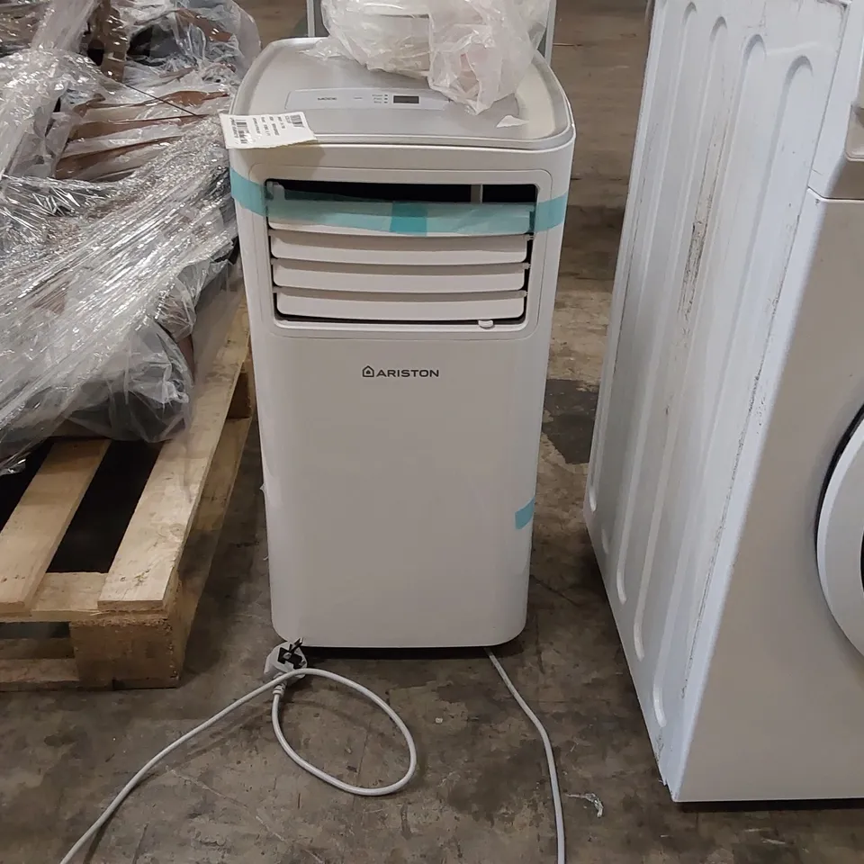 ARISTON MOBIS 8 UK PORTABLE AIR CONDITIONER, 8000 BTU, A ENERGY CLASS, WHITE