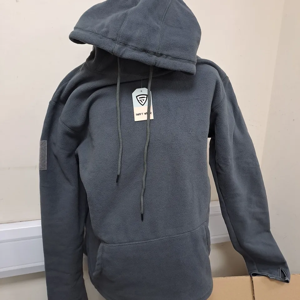 SWIFT WEAR HOODED FLEECE SIZE L 