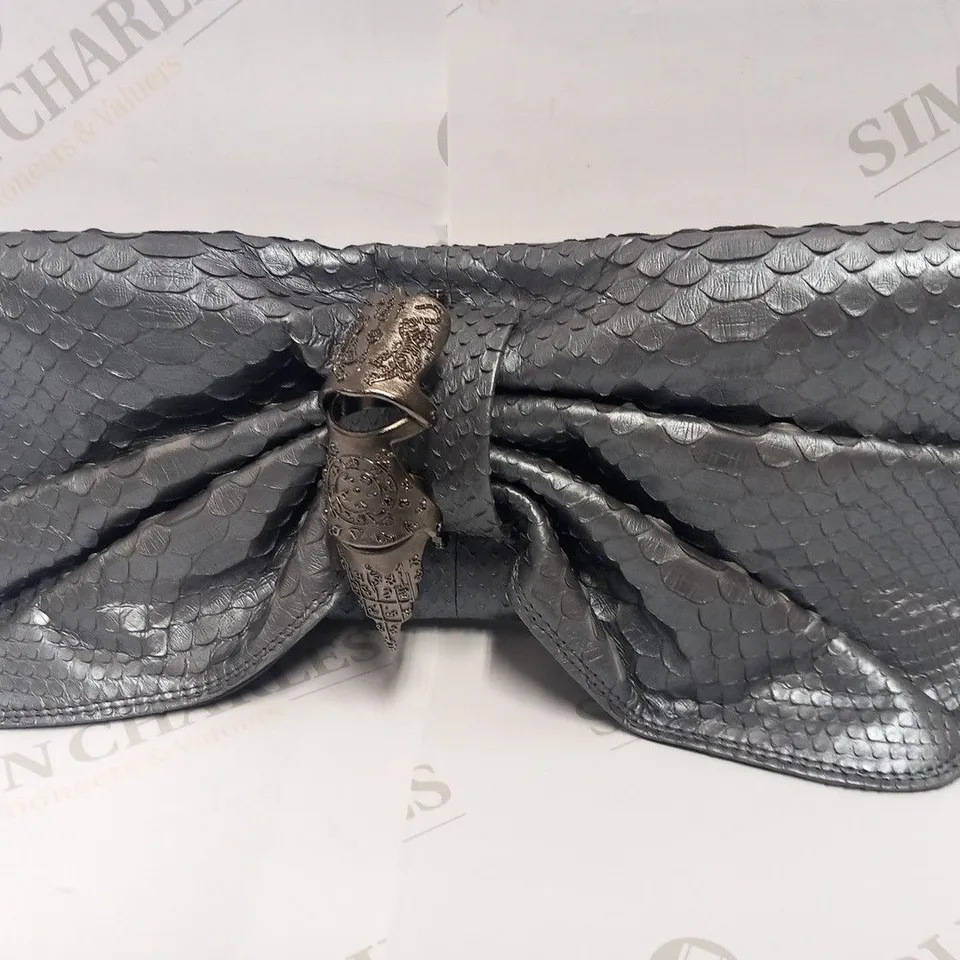 MASON DU POSH SILVER SHADE PYTHON CLUTCH BAG