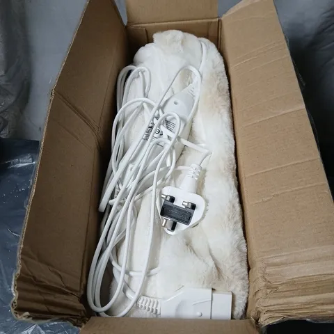 COZEE HOME LUXURY RUCHED FAUX FUR AND VELVETSOFT HEATED THROW