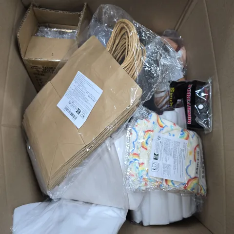 BOX OF APPROXIMATELY 15 ASSORTED HOUSEHOLD ITEMS TO INCLUDE PAPER BAGS, BEDSHEETS AND WALLPAPER