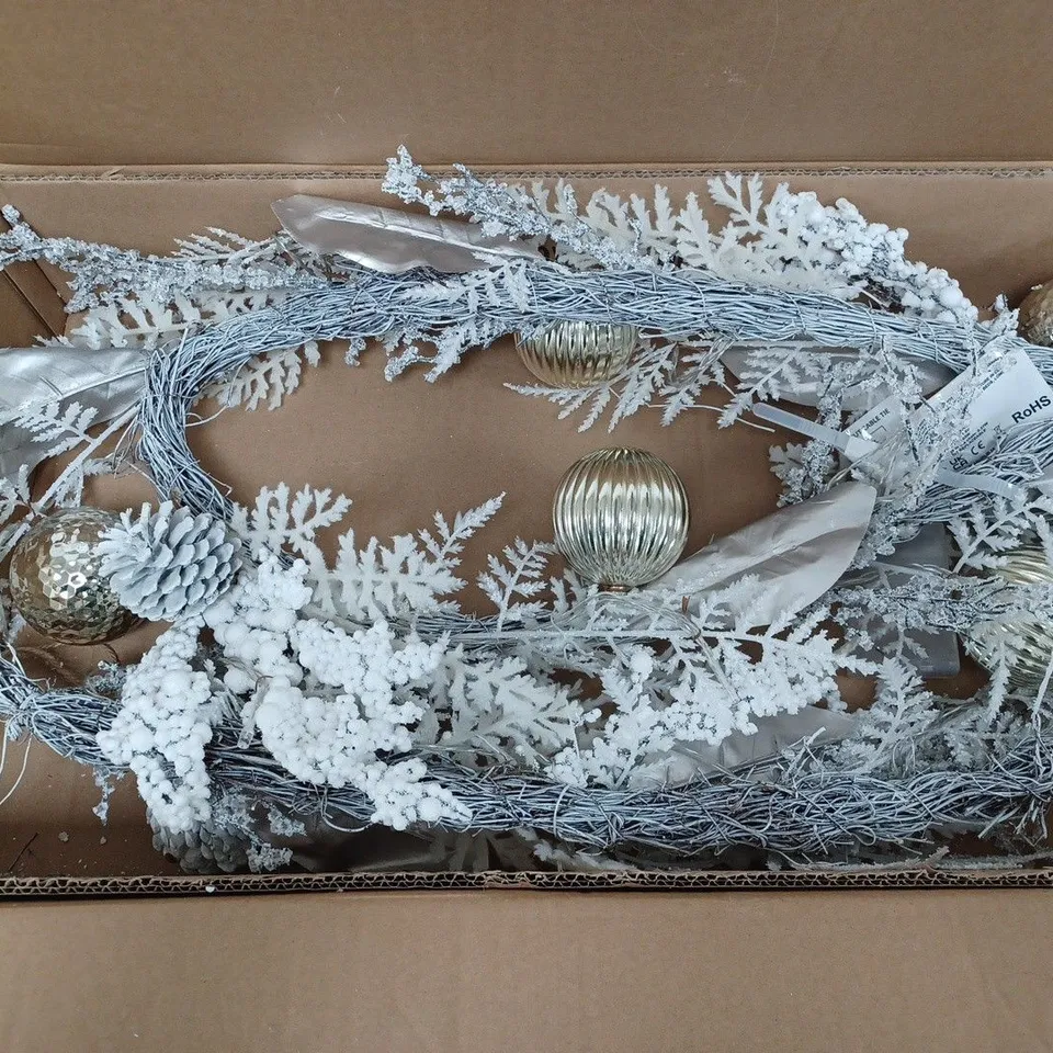 WINTER GARLAND RRP £39.99