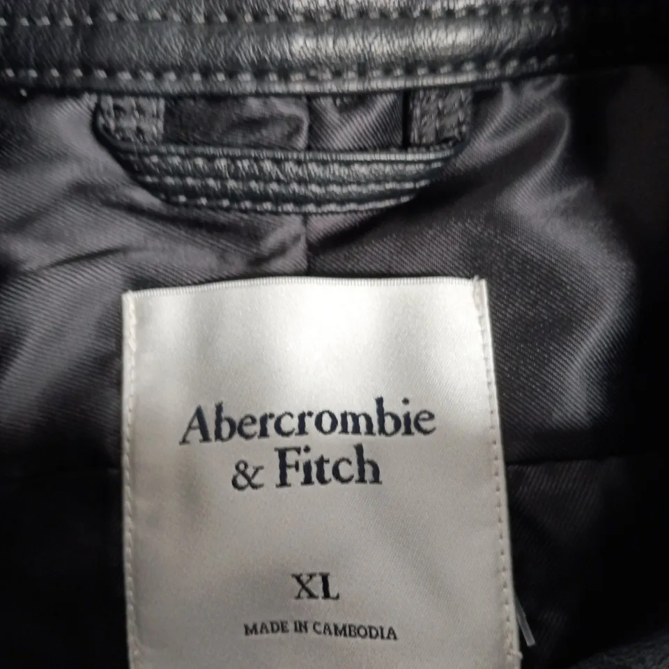 ABERCROMBIE & FITCH VEGAN LEATHER JACKET UK XL (US XL) – MADE IN CAMBODIA
