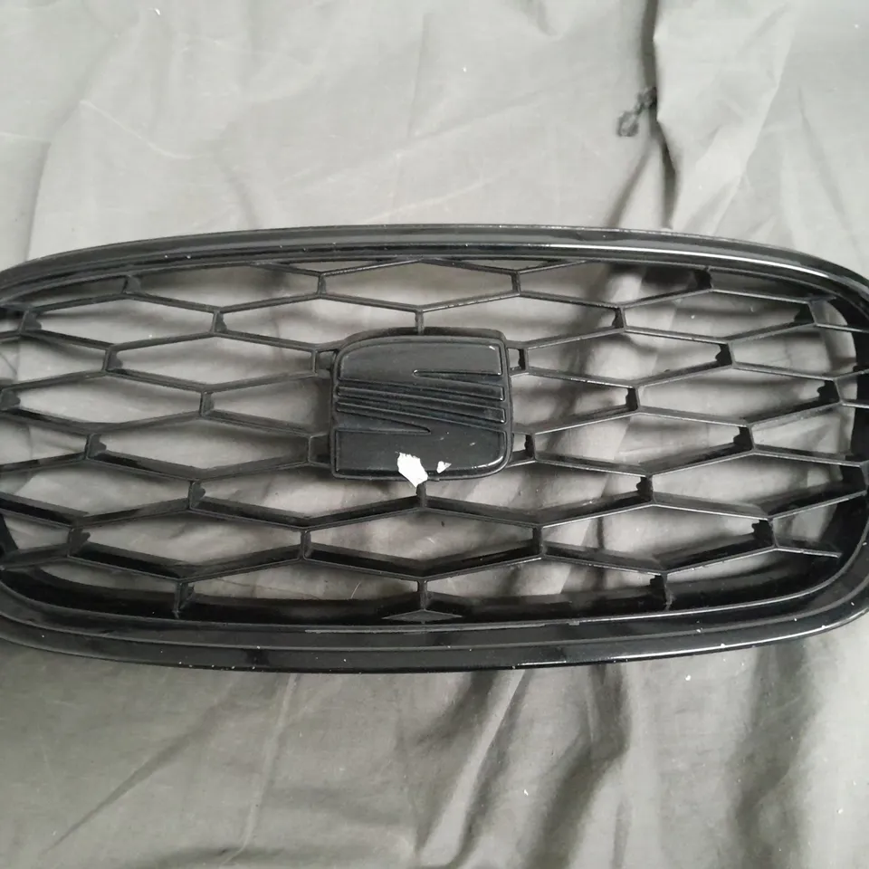 SEAT LEON CUPRA GRILL 