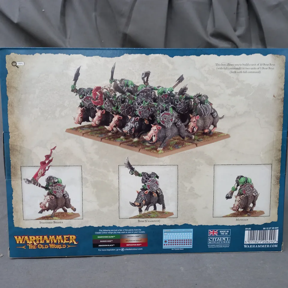 BOXED WARHAMMER THE OLD WORLD ORC & GOBLIN TRIBES ORC BOAR BOYZ MOB 10 MINIATURE SET