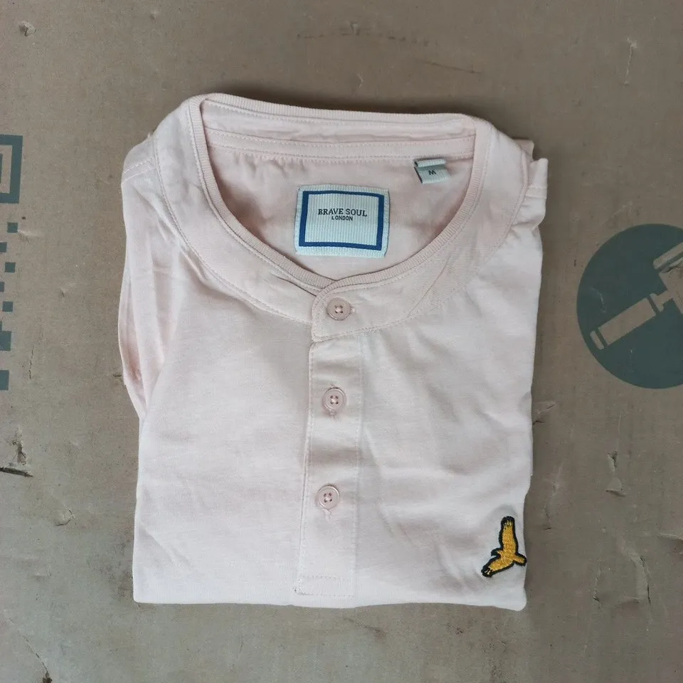 BRAVE SOUL MEN'S GRANDAD POLO SHIRT IN PINK SIZE MEDIUM