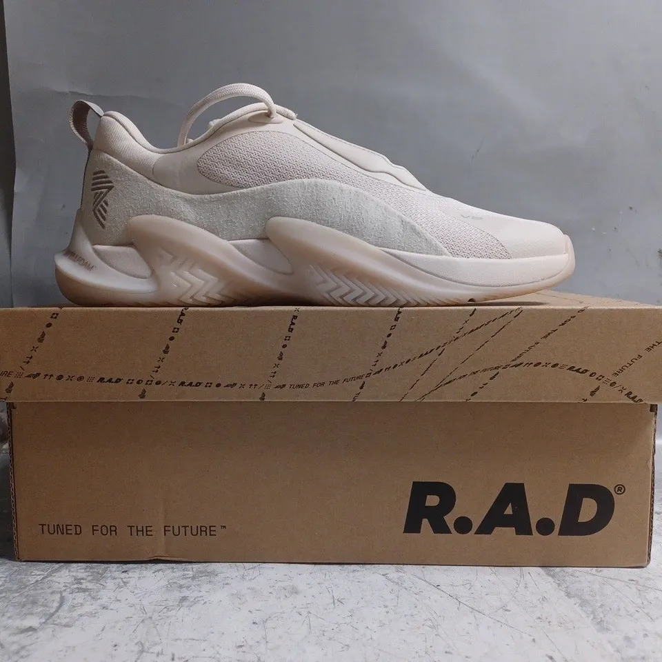 BOXED PAIR OF R.A.D ONE V2 SHOES IN CREAM SIZE UK 5